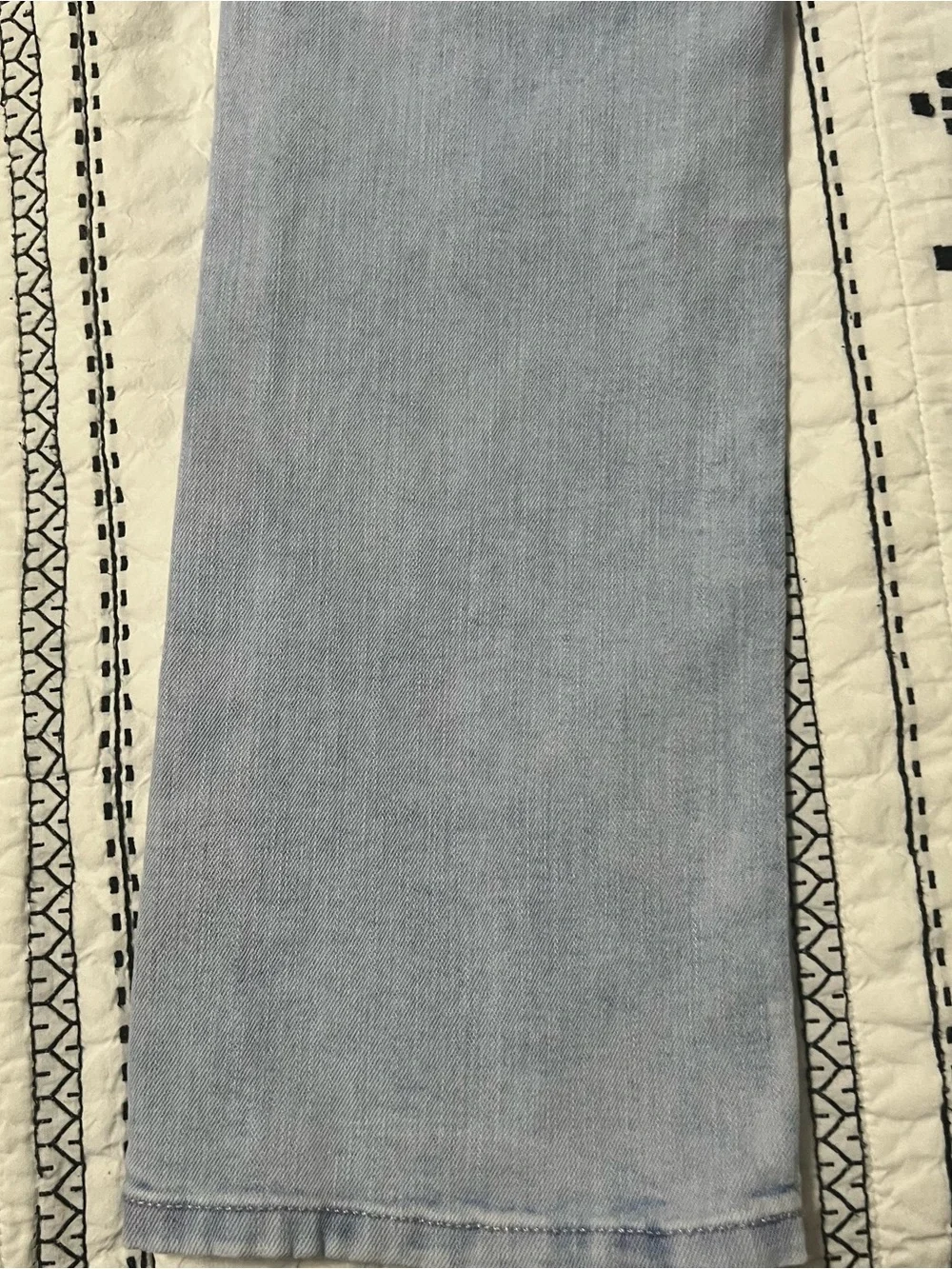 thereabouts light blue